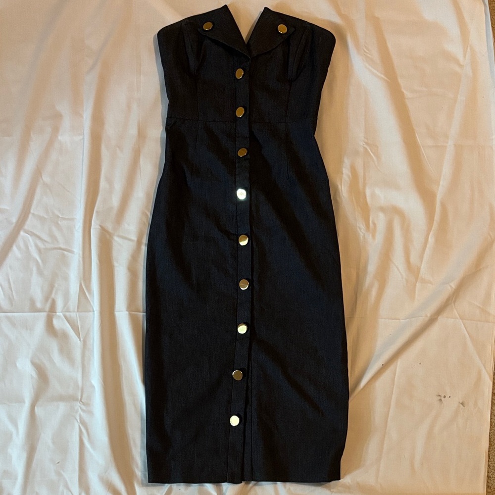Cushnie et Ochs Strapless Denim Button-Front Sheath Dress